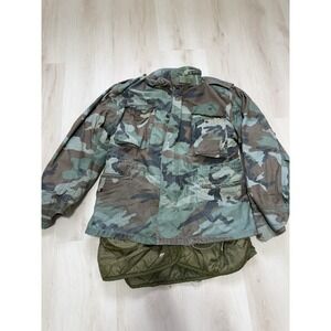 Vintage US Army Jacket Mens Size Medium Woodland Camo Cold Weather Field Coat